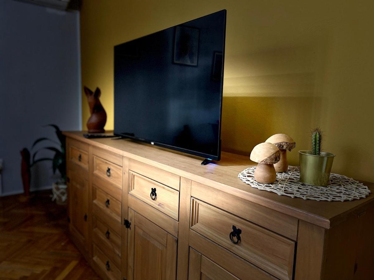Apartman Jelena II Leilighet Sremska Mitrovica Eksteriør bilde