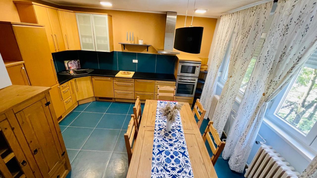 Apartman Jelena II Leilighet Sremska Mitrovica Eksteriør bilde