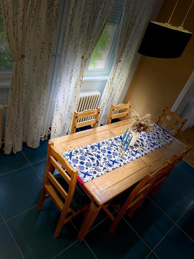Apartman Jelena II Leilighet Sremska Mitrovica Eksteriør bilde